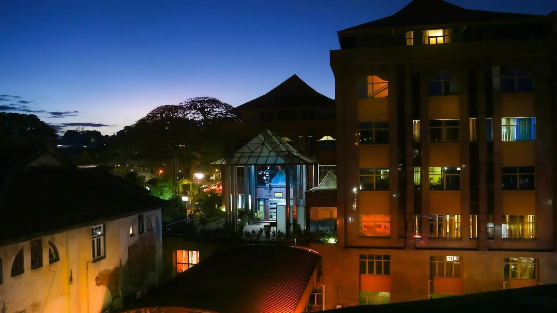 Kandy Tower Inn 0*,  Sri Lanka