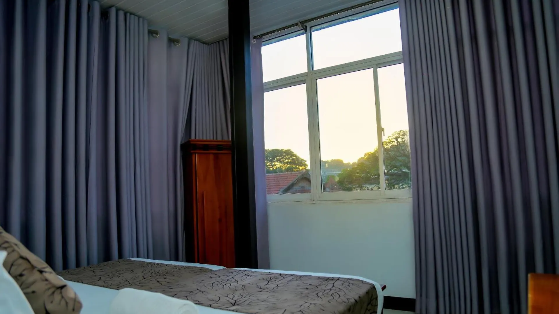 Kandy Tower Inn Hotel