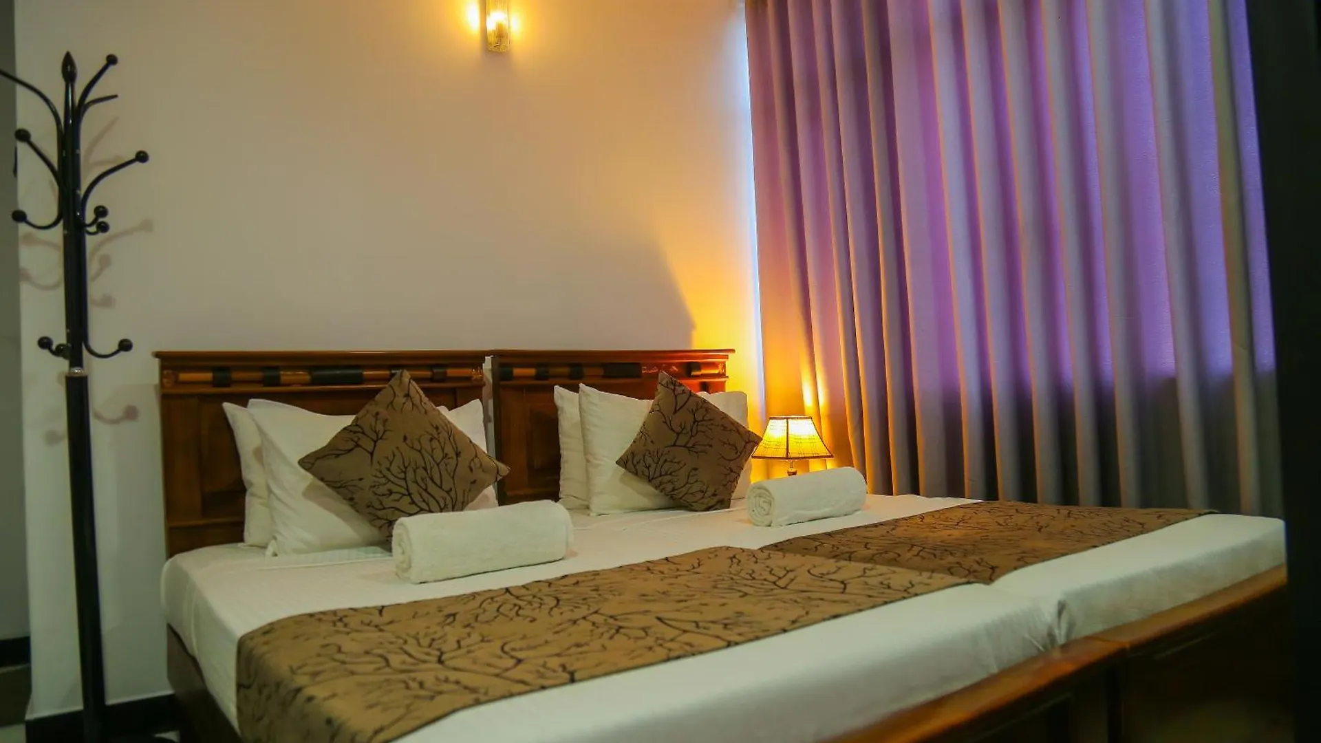 Kandy Tower Inn