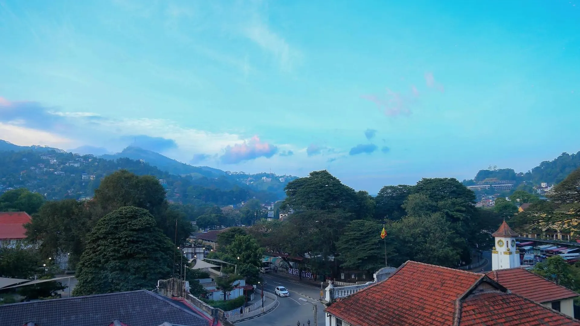Kandy Tower Inn