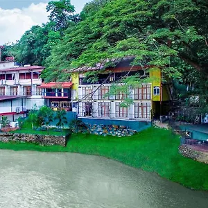 Gangaaddara Hotel