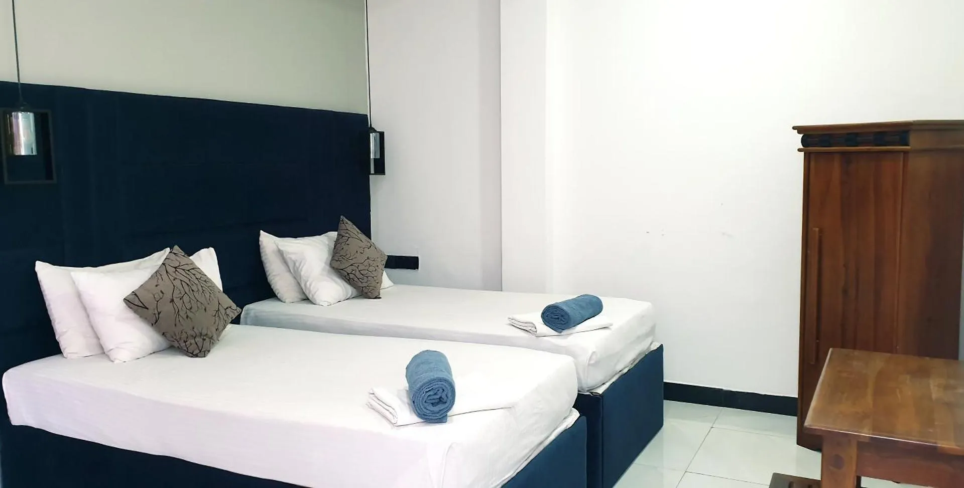Kandy Tower Inn 호텔