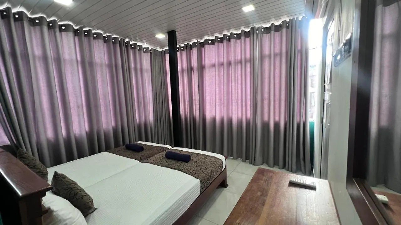 Kandy Tower Inn